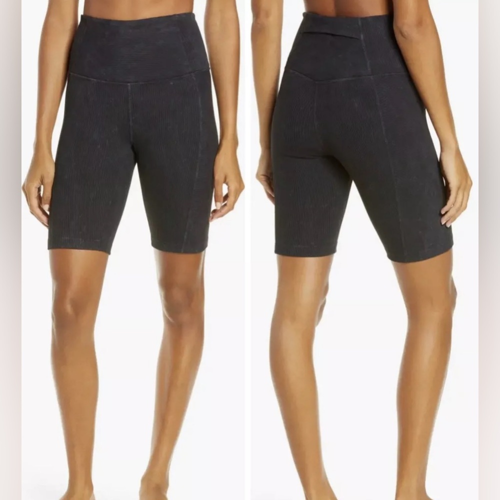Zella Ribbed Acid Washed Biker Shorts - Picture 1 of 5